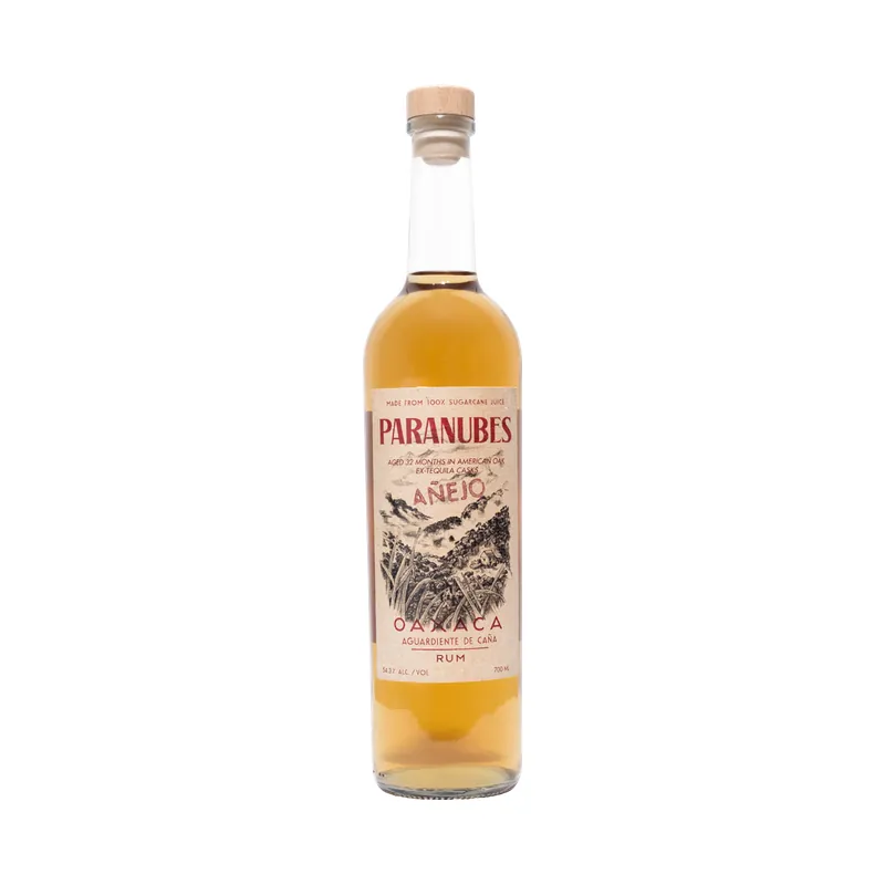 Paranubes Añejo 32 Month Rum, 54.3% 70cl